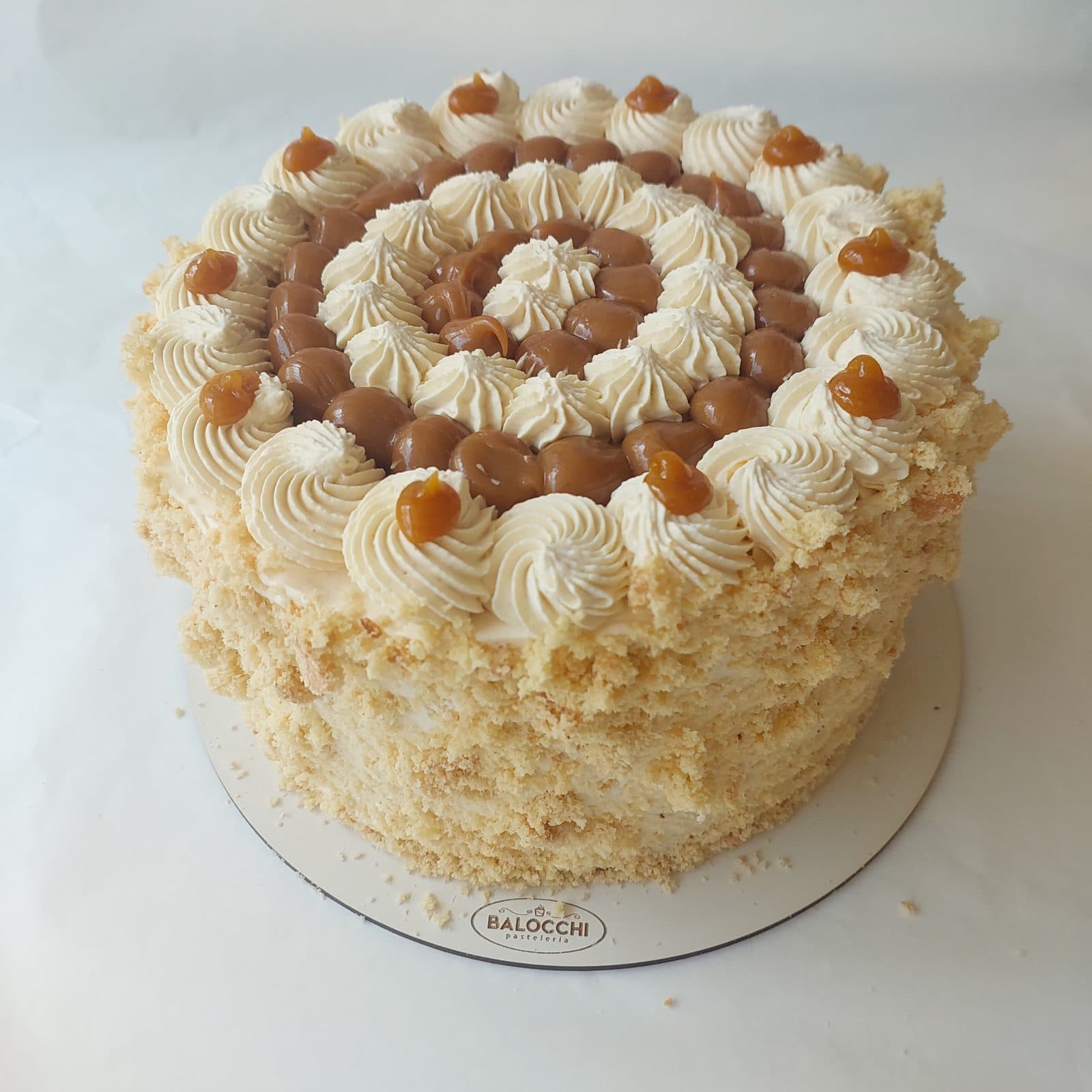 Torta Bizcocho Manjar Lúcuma